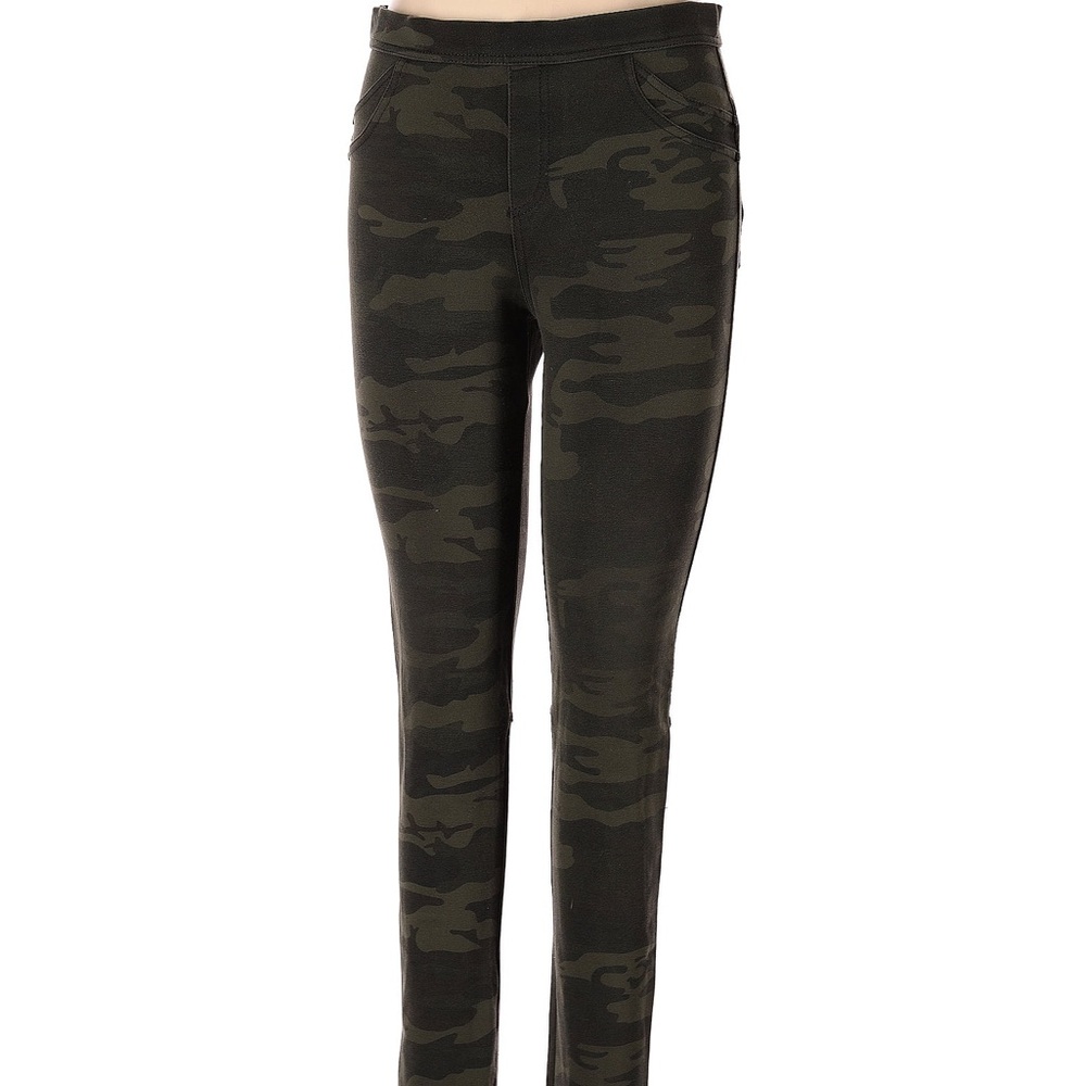 Sanctuary camouflage leggings.